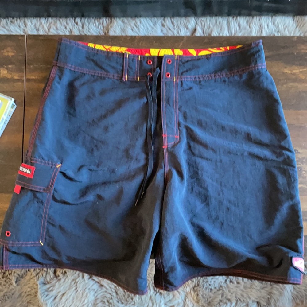 Quick Silver Board Shorts sz 36